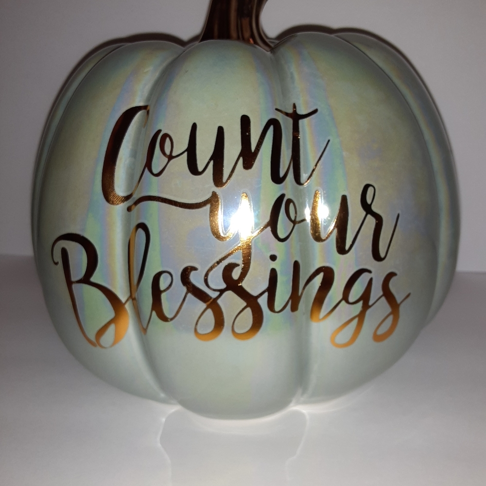 Large Ceramic Pumpkin - Picture 4 of 7
